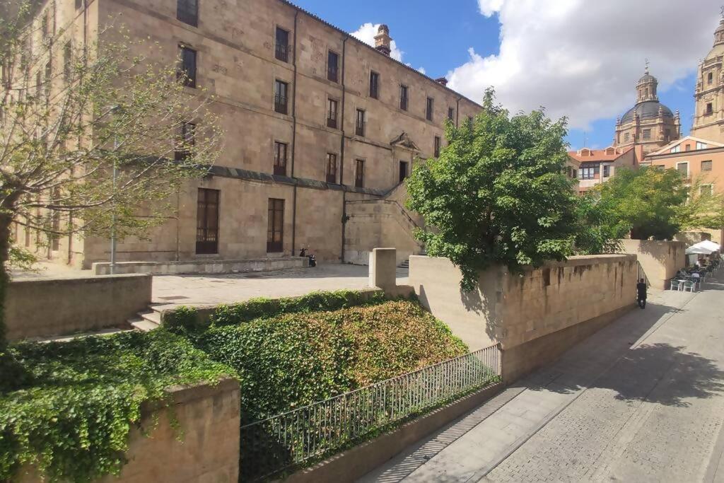 Alojamiento centro histórico Catedral Salamanca Exterior foto